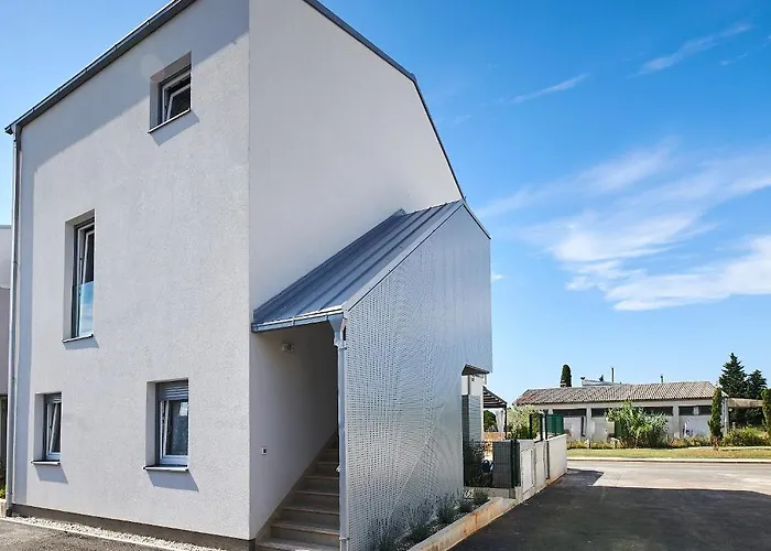 Sommer * Novigrad Istria