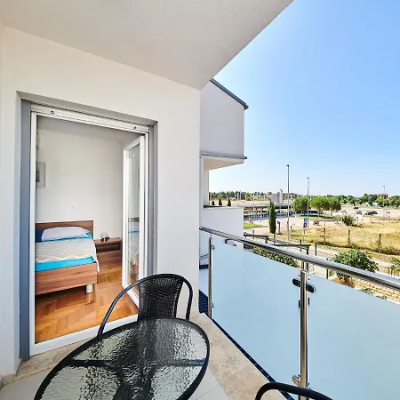 Sommer * Novigrad Istria