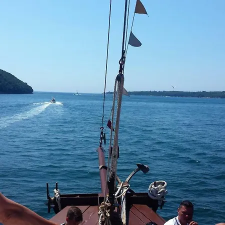 Sommer Daire Novigrad Istria